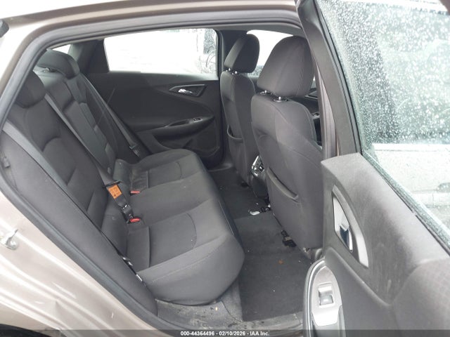 1G1ZD5ST5NF134838 Chevrolet Malibu Fwd Lt