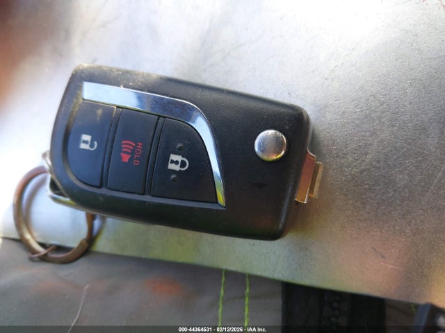 2T3H1RFV7PW257802 Toyota RAV4 LE
