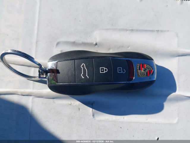 2021 PORSCHE MACAN WP1AA2A55MLB08222 Photo 10