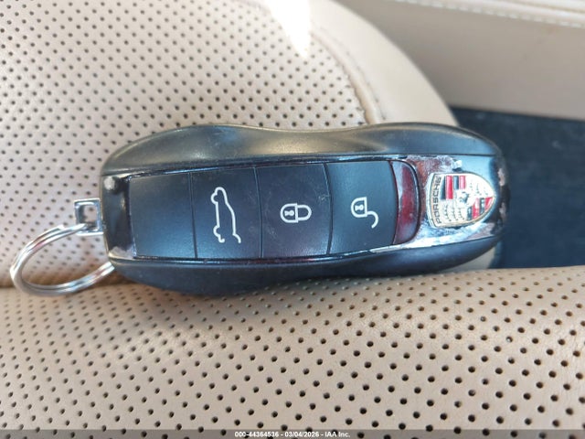 2014 PORSCHE CAYENNE WP1AD2A29ELA75630 Photo 10