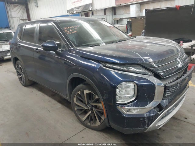 2022 MITSUBISHI OUTLANDER JA4J4UA80NZ046218 Photo 0