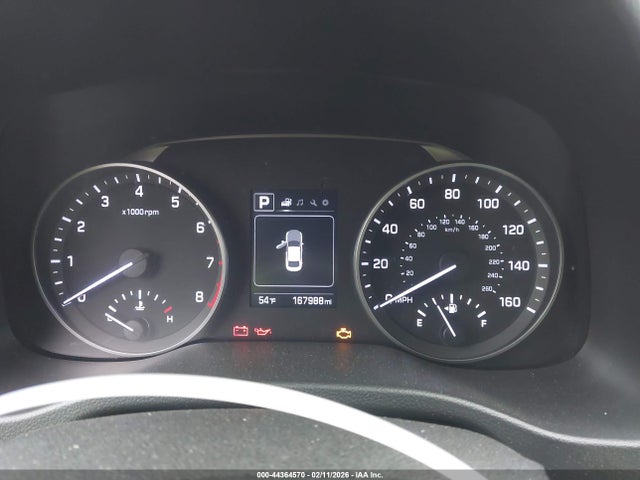 5NPD84LF9JH307575 Hyundai ELANTRA SEL