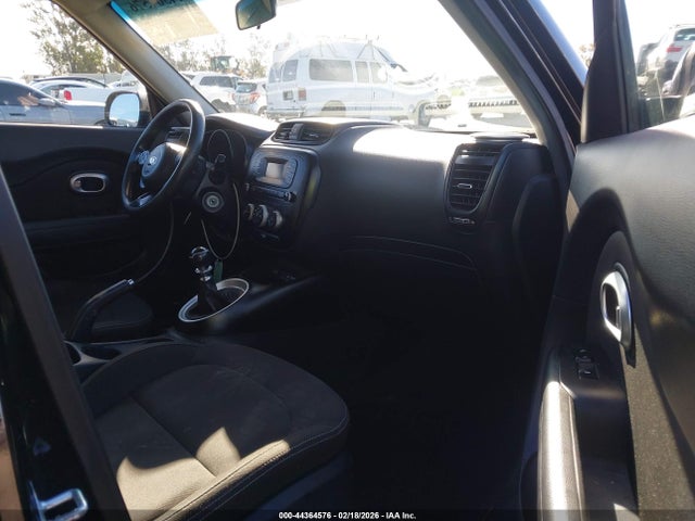 KNDJN2A21G7322911 KIA Soul