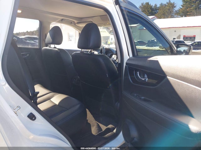 JN8AT2MV6JW301954 Nissan Rogue Sl