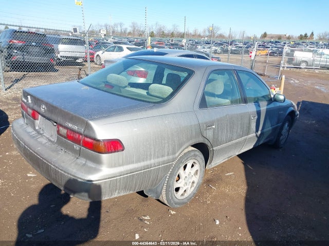 1999 TOYOTA CAMRY JT2BF28K2X0180724 Photo 3