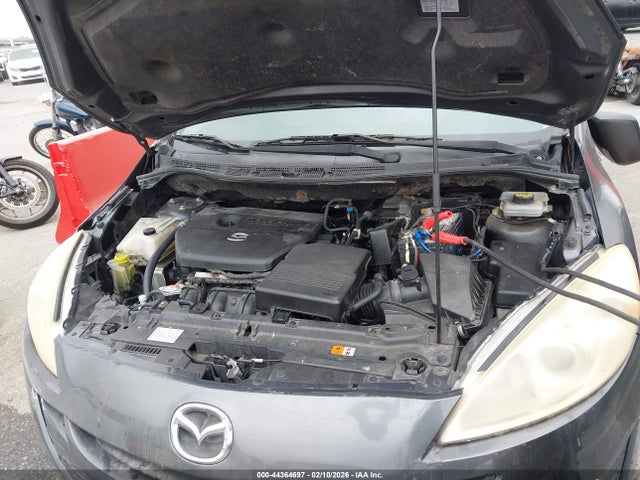 Mazda Mazda5 Touring 2014 JM1CW2CL2E0165746 Image 10