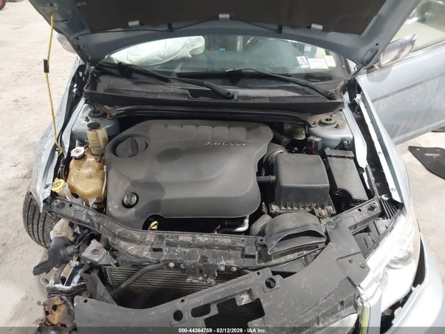 Продаж на аукціоні авто 2013 Chrysler 200 Limited, vin: 1C3BCBFG7DN723731, номер лоту: 44364759