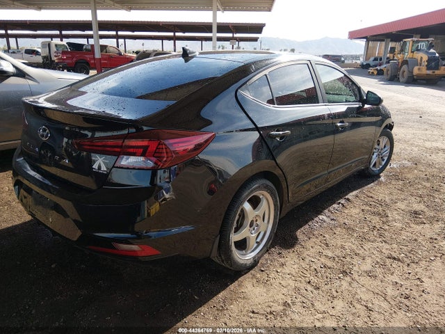 KMHD84LFXLU072317 Hyundai ELANTRA SEL