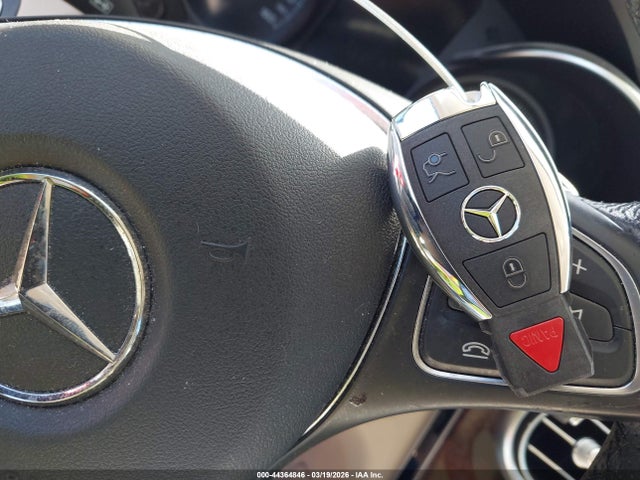 WDC0G4JBXJV040071 Mercedes-Benz GLC 300