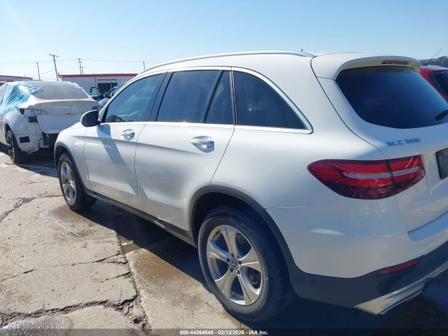WDC0G4JBXJV040071 Mercedes-Benz GLC 300