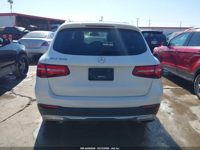 WDC0G4JBXJV040071 Mercedes-Benz GLC 300