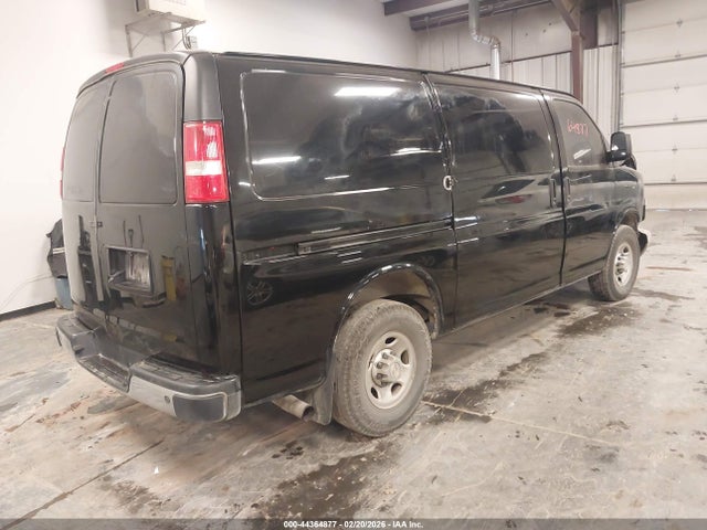 1GCWGAFPXJ1187520 Chevrolet Express 2500 Work Van