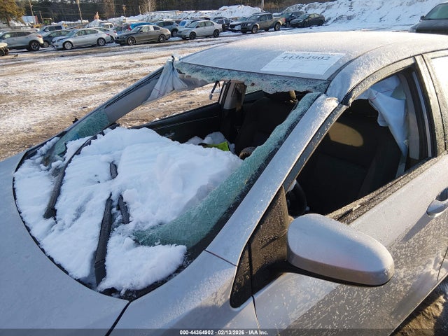 Toyota COROLLA LE 2019 2T1BURHE4KC154110 Image 16