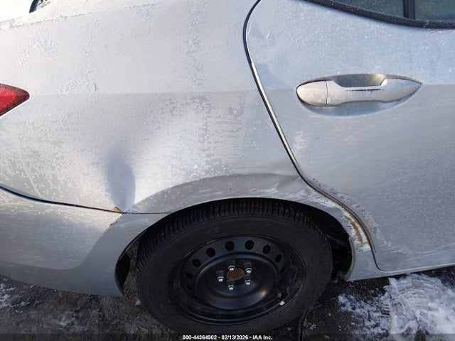 Toyota COROLLA LE 2019 2T1BURHE4KC154110 Image 18