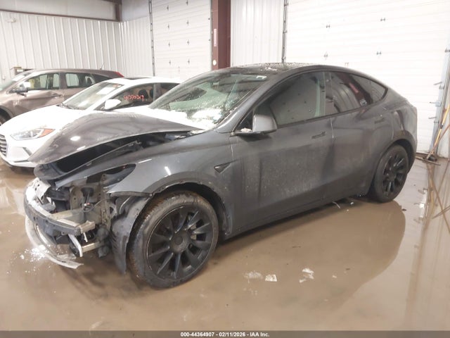 5YJYGDEE0LF014304 Tesla Model Y Long Range Dual Motor All-wheel Drive