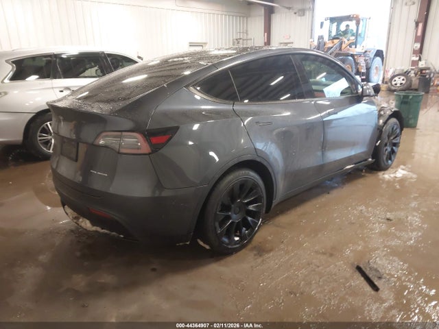 5YJYGDEE0LF014304 Tesla Model Y Long Range Dual Motor All-wheel Drive