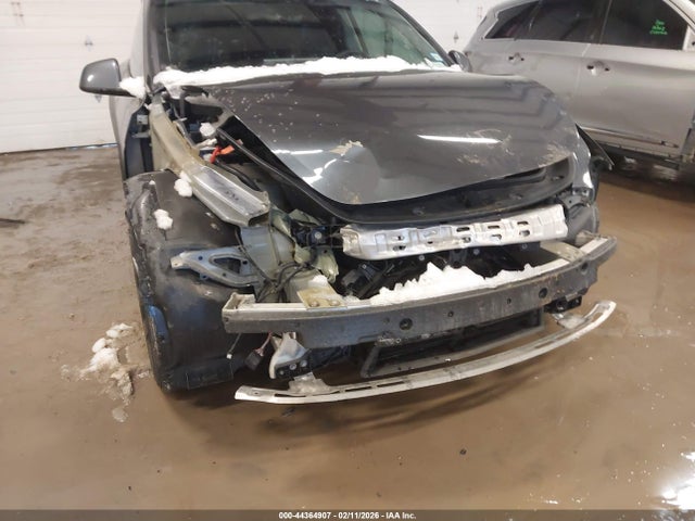 5YJYGDEE0LF014304 Tesla Model Y Long Range Dual Motor All-wheel Drive