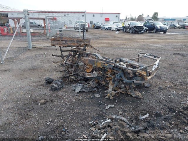 2017 CAN-AM OUTLANDER MAX 3JBLMAT20HJ001635 Photo 2