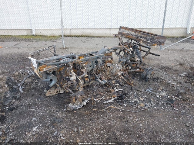 2017 CAN-AM OUTLANDER MAX 3JBLMAT20HJ001635 Photo 3