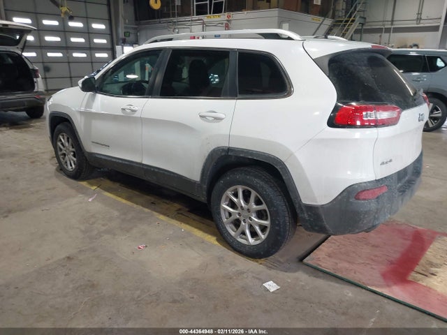 1C4PJMCBXFW696663 Jeep Cherokee Latitude