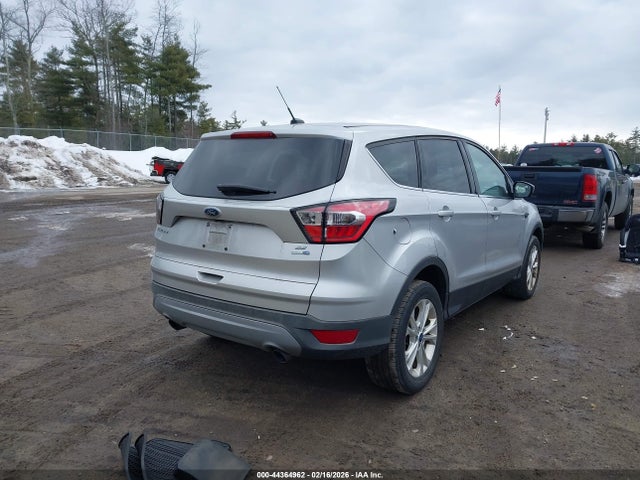 1FMCU9GD3HUB84669 Ford ESCAPE SE
