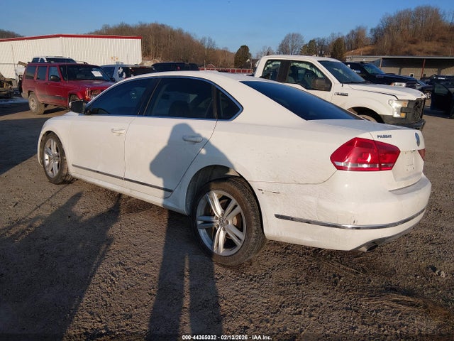 Продажа на аукционе авто 2015 Volkswagen Passat 1.8t Se, vin: 1VWBT7A33FC005182, номер лота: 44365032