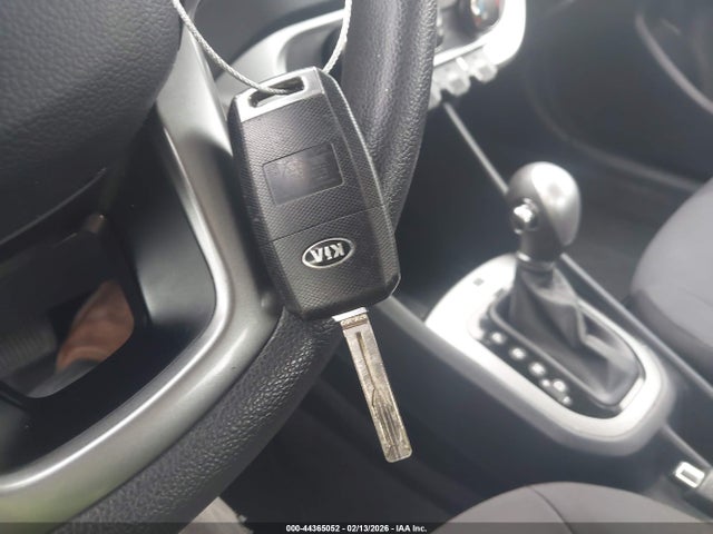 44365052 :رقم المزاد ، KNADM4A39G6694732 vin ، 2016 Kia Rio Lx مزاد بيع