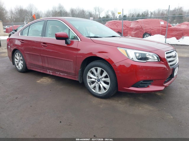 2015 Subaru Legacy 2.5i Premium მანქანა იყიდება აუქციონზე, vin: 4S3BNAC67F3045542, აუქციონის ნომერი: 44365067