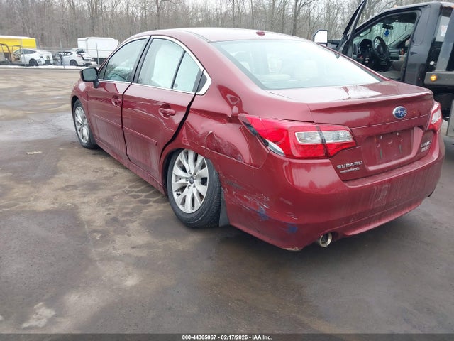 2015 Subaru Legacy 2.5i Premium მანქანა იყიდება აუქციონზე, vin: 4S3BNAC67F3045542, აუქციონის ნომერი: 44365067