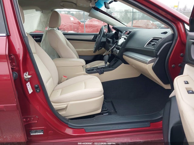 2015 Subaru Legacy 2.5i Premium მანქანა იყიდება აუქციონზე, vin: 4S3BNAC67F3045542, აუქციონის ნომერი: 44365067