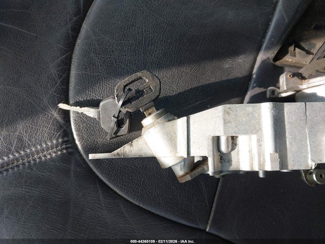 1992 SAAB 900 YS3AK76E3N7010555 Photo 10