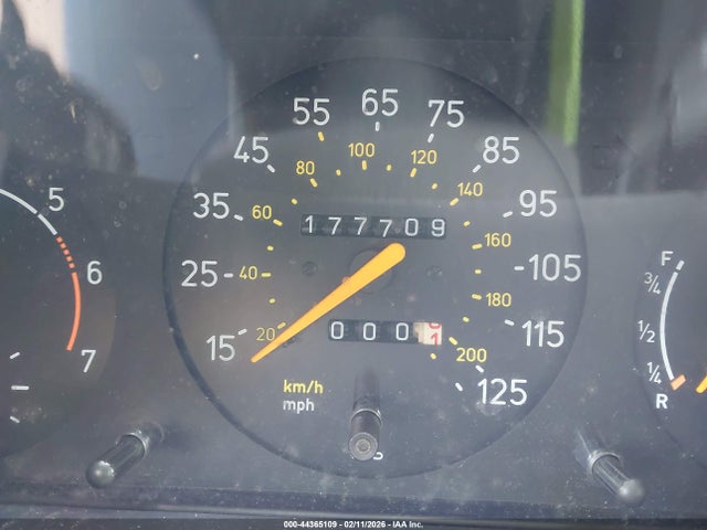 1992 SAAB 900 YS3AK76E3N7010555 Photo 6