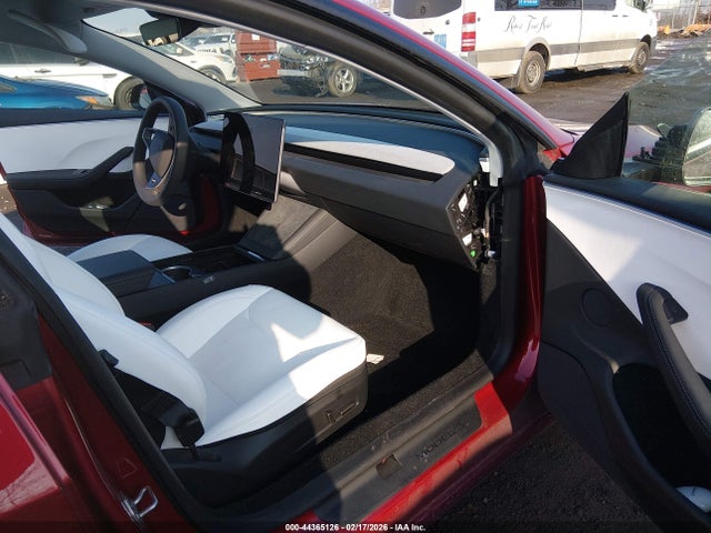 2024 TESLA MODEL 3 5YJ3E1EB0RF755579 Photo 4
