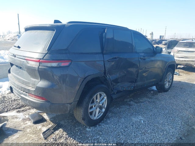 2023 JEEP GRAND CHEROKEE 1C4RJHAG4P8900829 Photo 3