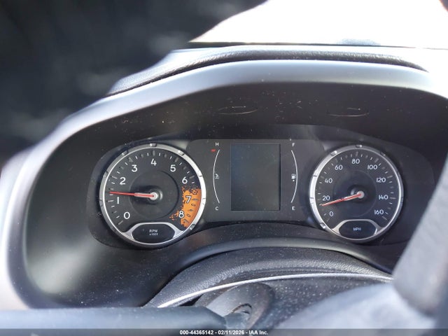 44365142 :رقم المزاد ، ZACCJBBB1HPE64697 vin ، 2017 Jeep Renegade Latitude 4x4 مزاد بيع