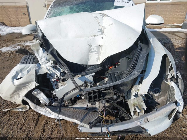 Продажа на аукционе авто 2023 Tesla Model 3 Performance Dual Motor All-wheel Drive, vin: 5YJ3E1EC1PF553355, номер лота: 44365146