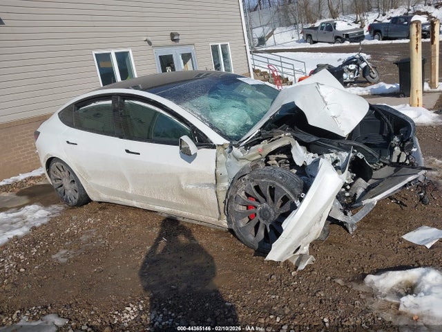 Продажа на аукционе авто 2023 Tesla Model 3 Performance Dual Motor All-wheel Drive, vin: 5YJ3E1EC1PF553355, номер лота: 44365146
