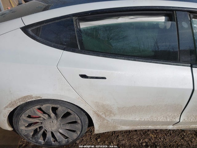 Продажа на аукционе авто 2023 Tesla Model 3 Performance Dual Motor All-wheel Drive, vin: 5YJ3E1EC1PF553355, номер лота: 44365146