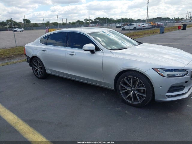2018 VOLVO S90 LVY982MK0JP034061