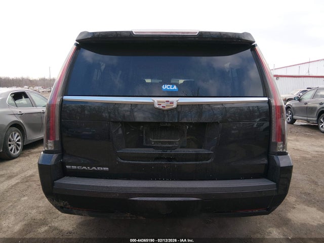 Продаж на аукціоні авто 2018 Cadillac Escalade Esv Luxury, vin: 1GYS4HKJ3JR298651, номер лоту: 44365190