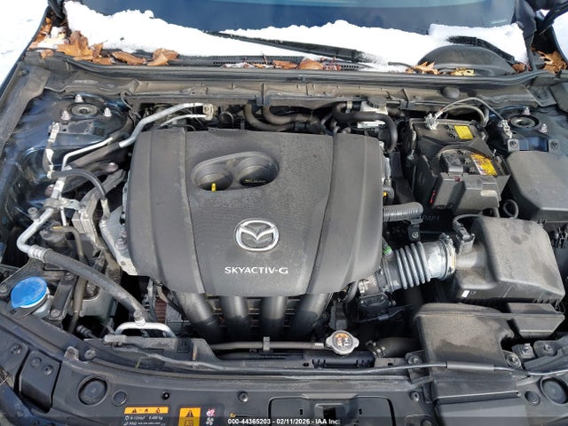 JM1BPAJL8N1508477 Mazda Mazda3 2.5 S