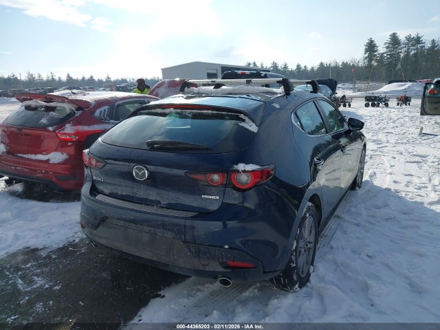 JM1BPAJL8N1508477 Mazda Mazda3 2.5 S
