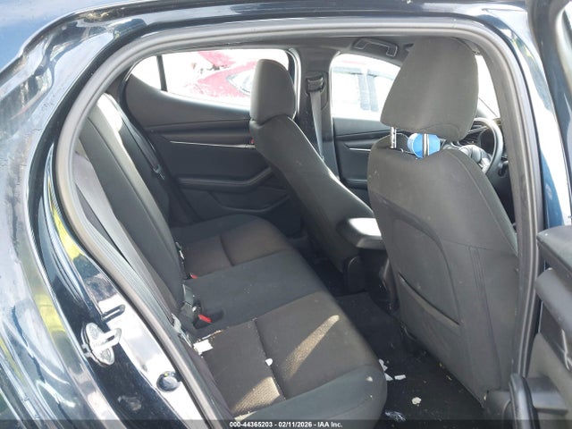 JM1BPAJL8N1508477 Mazda Mazda3 2.5 S
