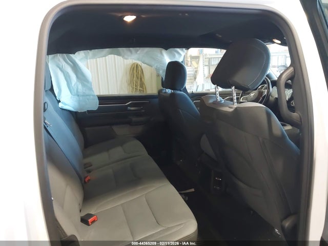 Продаж на аукціоні авто 2021 Ram 1500 Big Horn  4x4 6'4 Box, vin: 1C6SRFMT2MN815113, номер лоту: 44365209
