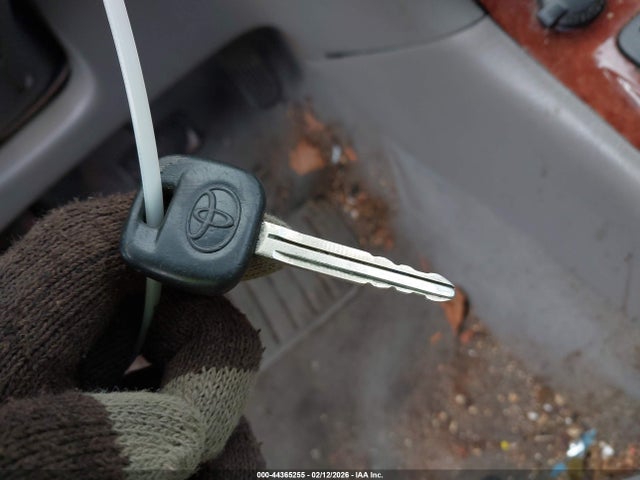 Продажа на аукционе авто 2004 Toyota Corolla Le, vin: 2T1BR32E94C251829, номер лота: 44365255