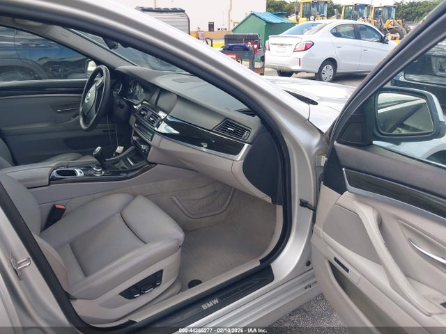2013 BMW 5 SERIES WBAFR9C59DC271541 Photo 4