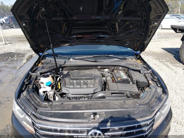 1VWLA7A38KC004355 Volkswagen Passat 2.0t Wolfsburg Edition