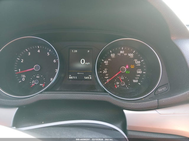 1VWLA7A38KC004355 Volkswagen Passat 2.0t Wolfsburg Edition