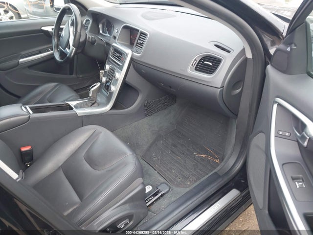 2018 VOLVO S60 INSCRIPTION LYV402TK9JB168539 Photo 4