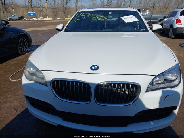 44365327 :رقم المزاد ، WBAYB6C58DD223812 vin ، 2013 Bmw 750i Xdrive مزاد بيع